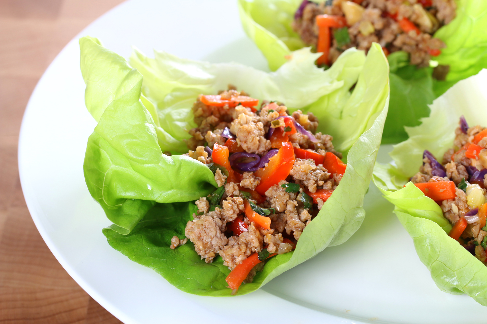 Thai Lettuce Wraps with Veal background image