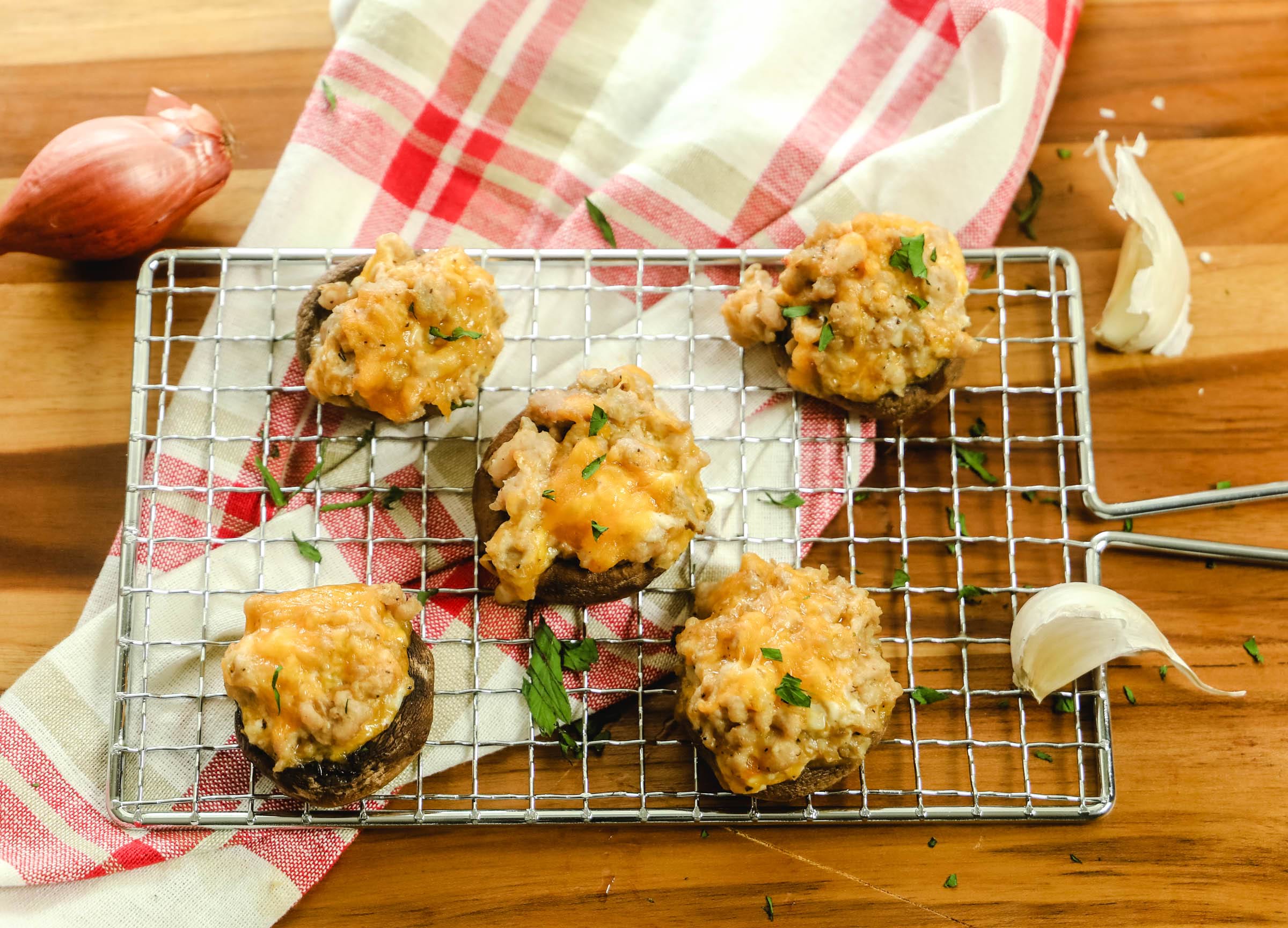 Cheesy Veal Stuffed Mushrooms background image