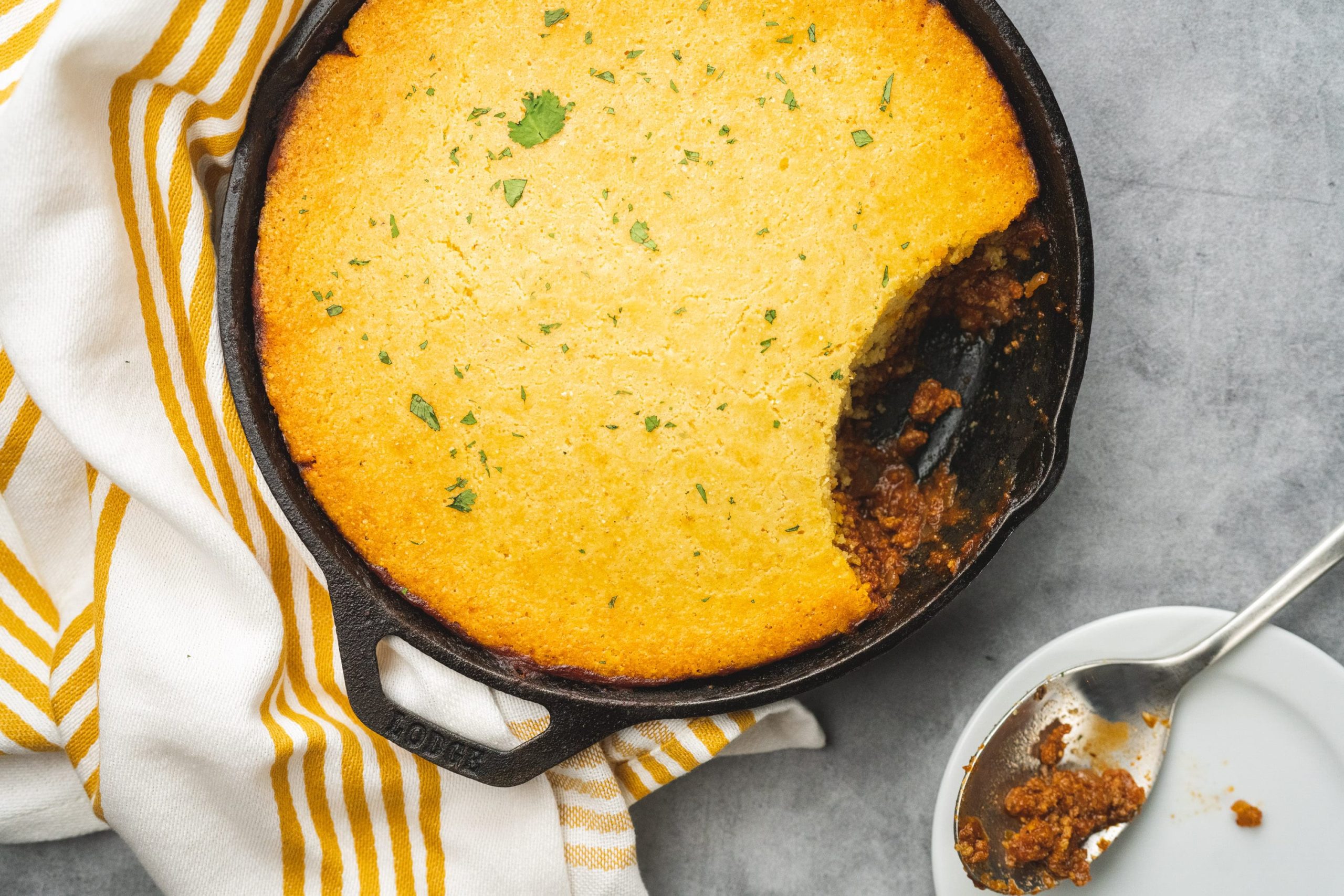 Cornbread Chili Pie