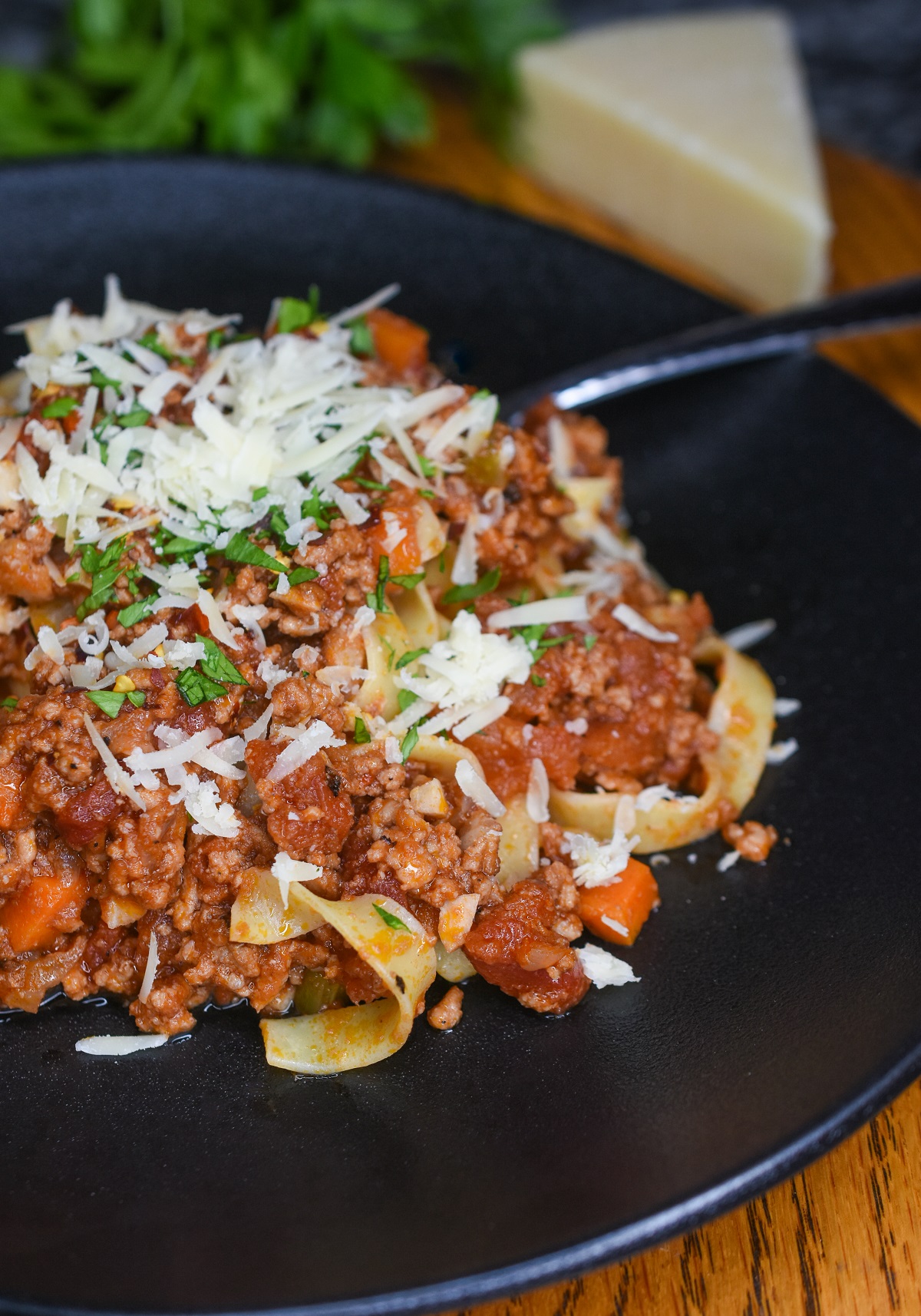 Easy Bolognese Sauce background image