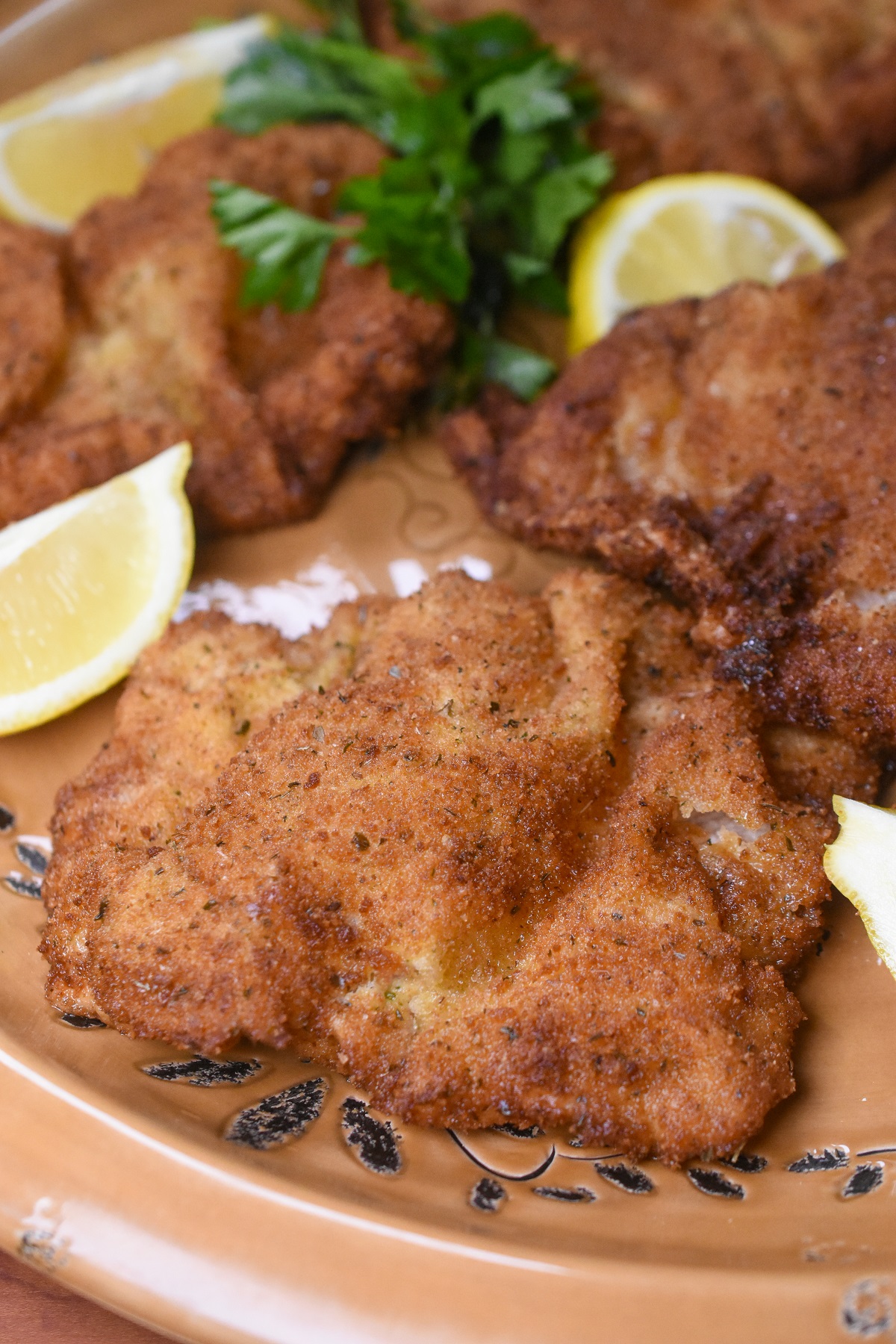 Family Friendly Crispy Schnitzel: A Dinner Everyone Will Love background image